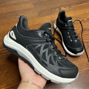 Red Wing Women’s athletic work shoes in Black size 7